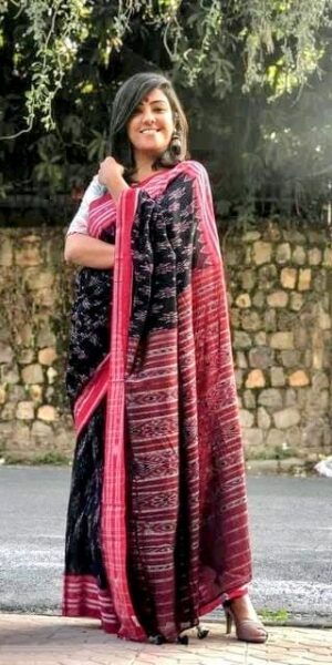 traditional cotton saree blouse design