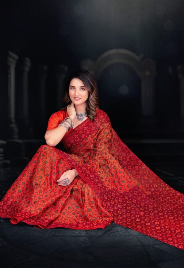maroon red colour saree