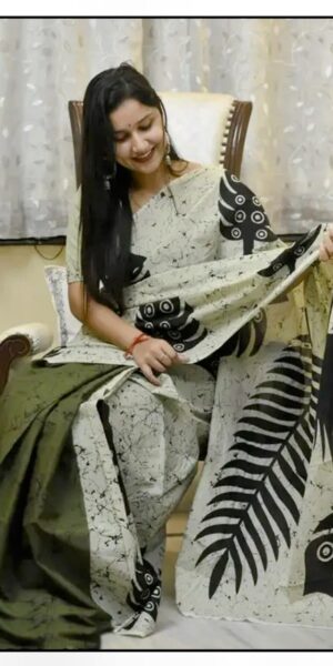 golden colour saree with maroon border